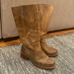 Frye Campus 14 L Leather boots size 6.5 dark brown